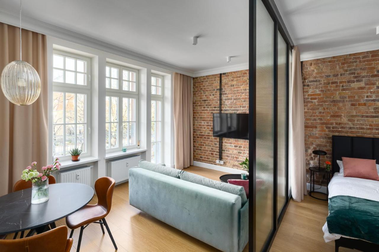 Apartament Aleja 22 波兹南 外观 照片